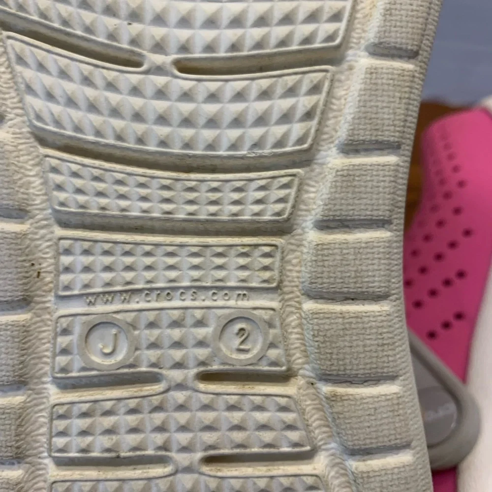 Crocs LiteRide Pink and Gray Water Shoes size J2 light weight comfort fun